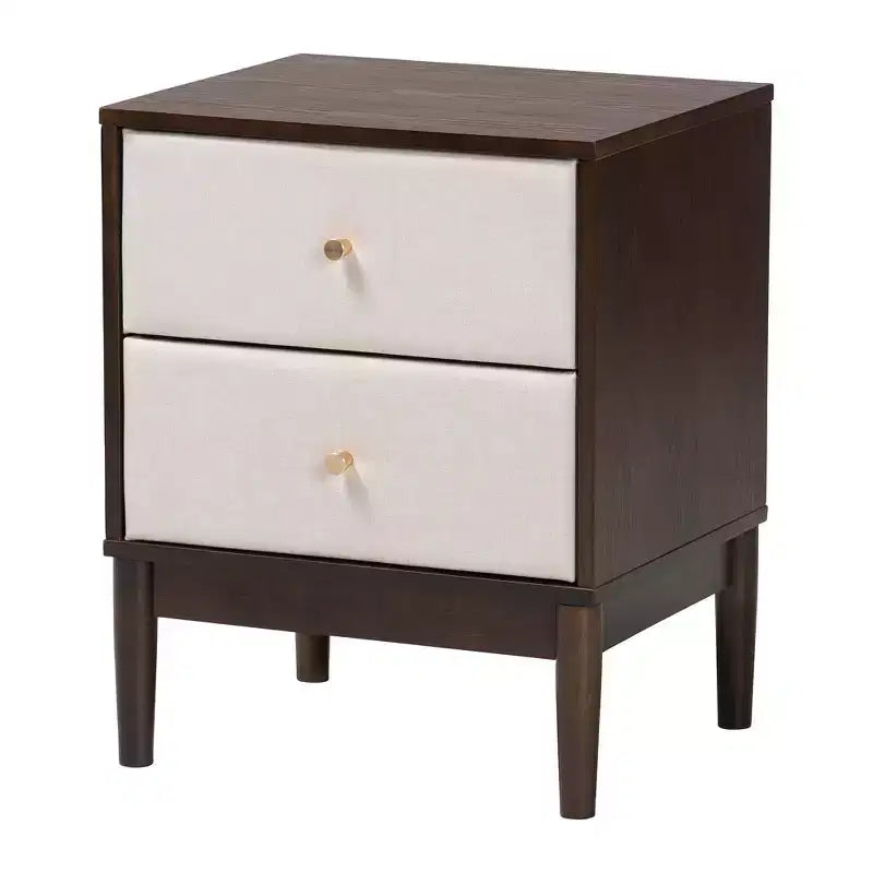 Set 4 pezzi camera da letto Nikolai con tessuto trapuntato a canali beige e legno marrone wengé, misura Queen