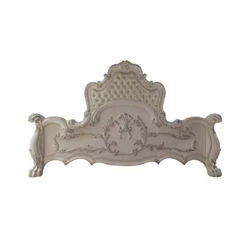 Letto matrimoniale "Eastern King" Dresden da 92" con intagli in stile Rococò e similpelle