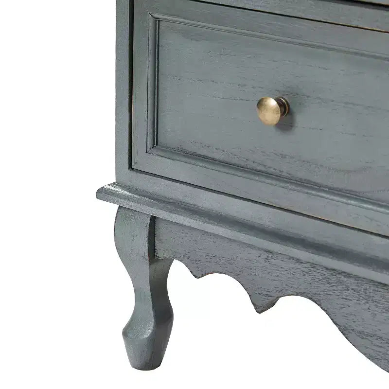Set di 2 cassettiere accentate tradizionali Galatea da 81 cm in legno massello con 3 cassetti e stazione di ricarica
