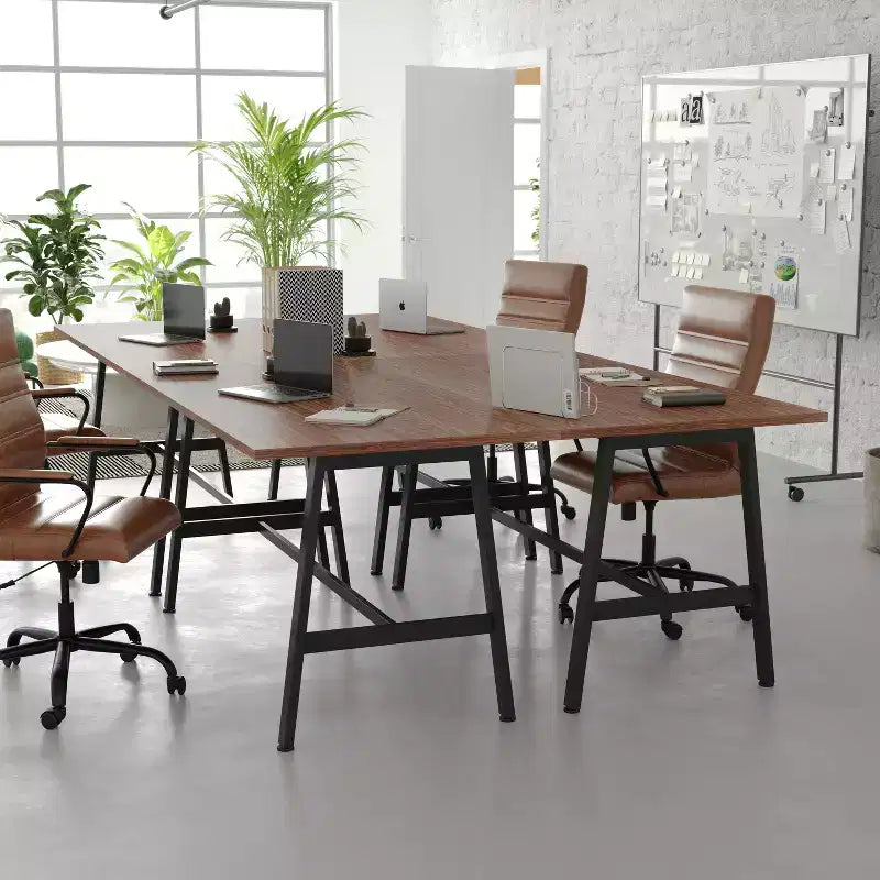 Tavolo da conferenza Redmond Commercial 60x30 con piano in laminato a doppia faccia spesso 2,5 cm, bordi in PVC e base in acciaio resistente a forma di A