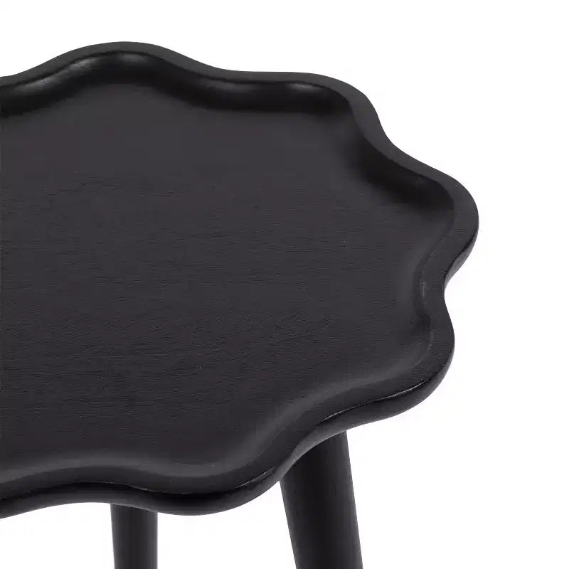 Tavolino in legno Alezar Scallop