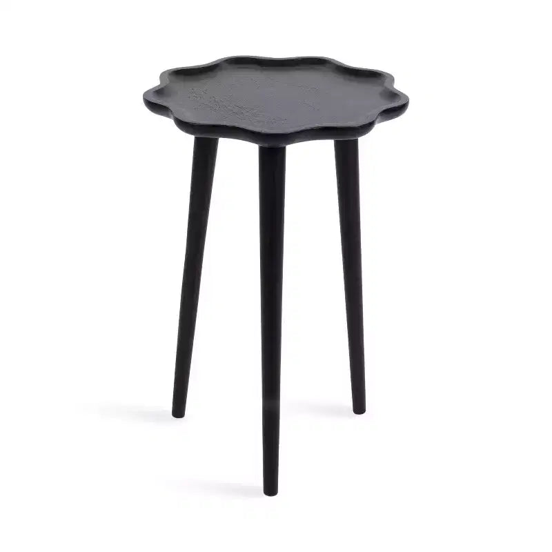 Tavolino in legno Alezar Scallop