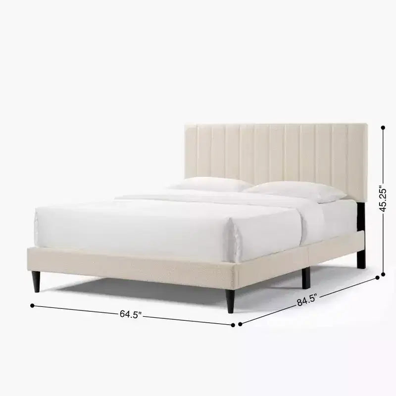 Struttura letto matrimoniale in velluto, testiera ad alette con motivo verticale, doghe in legno, non necessita di rete a molle, colore bianco
