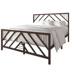 Letto a piattaforma in metallo