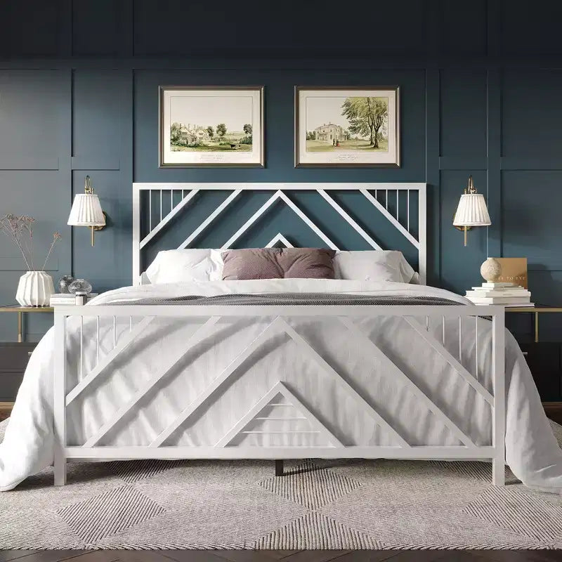Letto a piattaforma in metallo